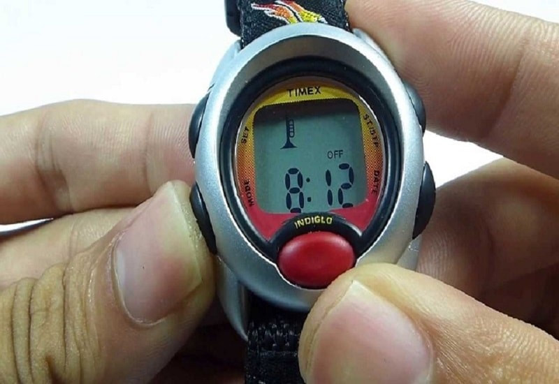 PictureHãy đeo thêm một chiếc đồng hồ để quản lý và phân bổ thời gian thi hợp lý